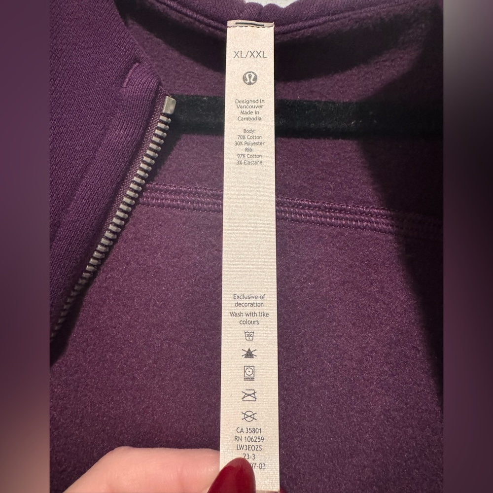 Auth. ✅ Lululemon Oversized Full Zip Scuba in “Dark Magenta” Size XL/XXL 💜 - Picture 4 of 10